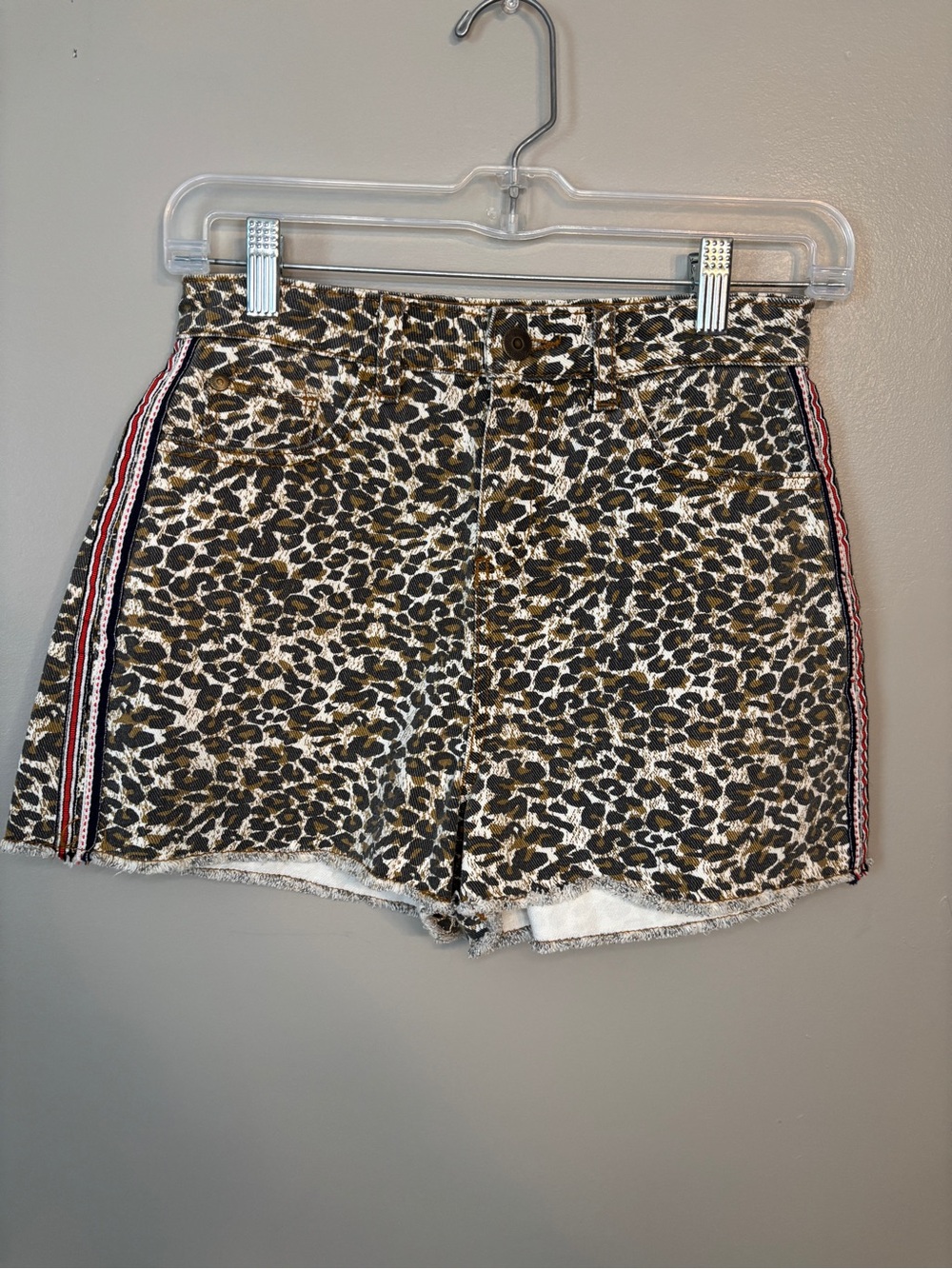 Chelsea & Violet C&V Leopard Print Raw Hem Denim Shorts Size 25